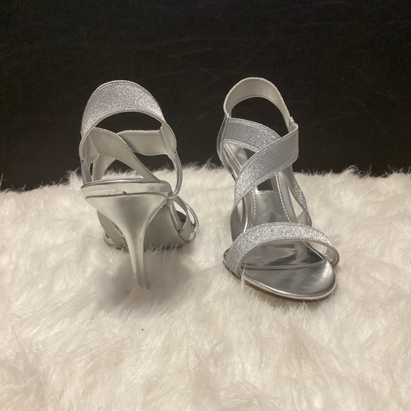 Nina Valonia Silver Criss-Cross Heels - Picture 5 of 7